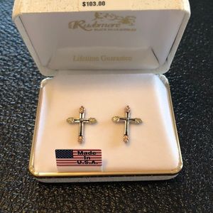 Black hills gold and silver cross earrings 50
